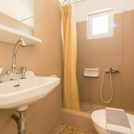 Yellow House Apartment