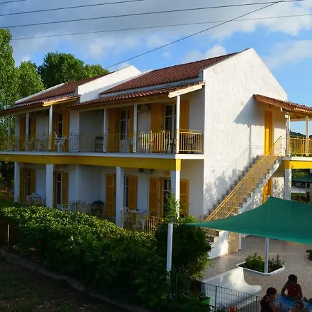 Yellow House Apartment Kavos