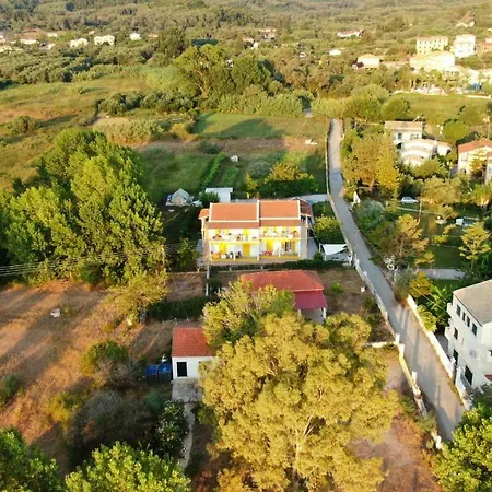 Yellow House Apartment